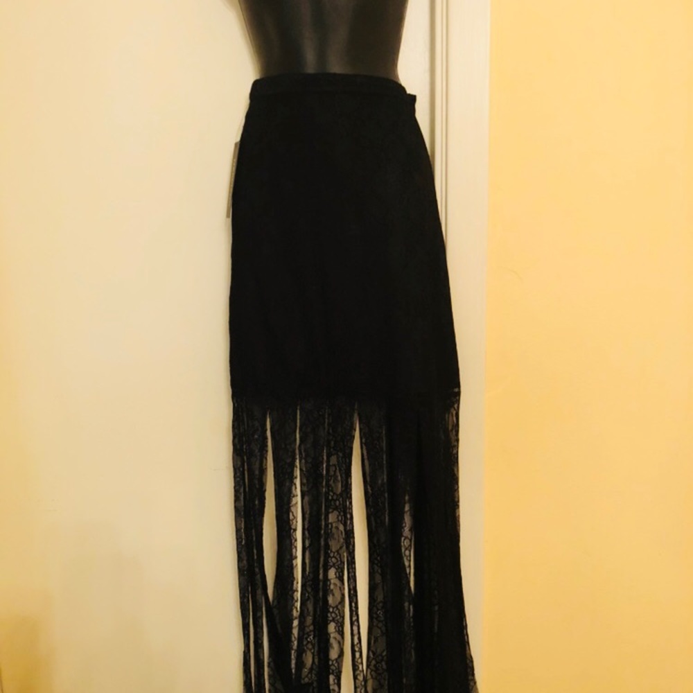 Marciano car wash skit skirt lace